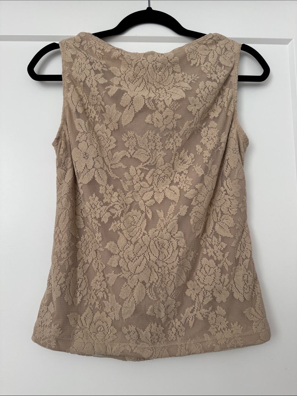 NWT Rampage Beige Lace V-Neck Ruched Camisole - Picture 4 of 7